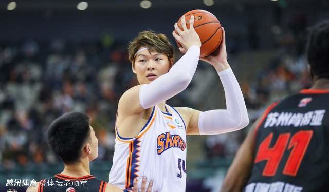 招待男和招待女
