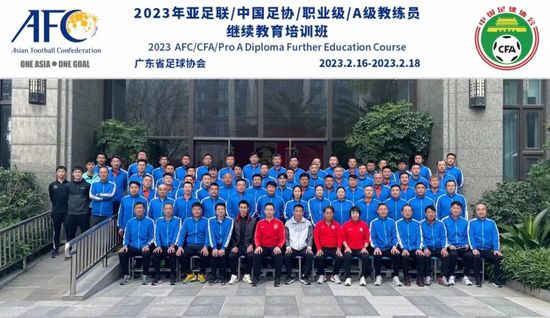 自拍网友自拍三级经典三级