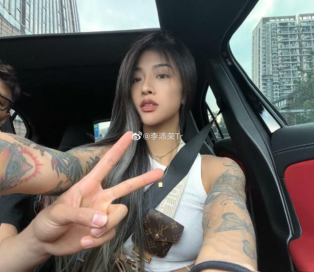 白白色视频在线